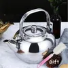 Vattenflaskor Portable Te Kettle With Siler Gas Spise Cooked Rostfritt stål Tekanna som visslar stor kapacitet Teakettle