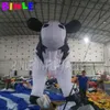 Vente en gros sur mesure 8 ml (26 pieds) avec souffleur géant gonflable vache à lait publicité bovins gonflables animaux pour la décoration d'événements