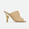 Altın Katırlar Düğüm Elektroklokal 9cm Topuklular Sandals Ünlü Tasarımcı Kadın Yüksek Kaliteli Deri Elbise Ayakkabı Yuvarlak Ayak parmakları Yüksek Topuklu Düğün Akşam Kutusu 10A