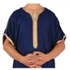 エスニック衣類モロッコローブアラブ綿リネンアラビア語のイスラムの男性Kaftan Caftan Abaya短袖の卸売Thobe