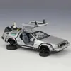 سيارات Diecast Model 1/24 Scale Metal Alloy Car Diecast Model Part 1 2 3 Time Machine DeLorean DMC-12 Toy Toy to the Future Fly Version Part 2