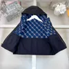 Jaquetas de bebê de luxo dupla face uso infantil protetor solar roupas tamanho 100-160 design de emenda crianças casaco com capuz meninos meninas outerwear 24feb20