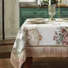 Nappe de salle à manger rétro européenne avec pompon, couverture de Table brodée de luxe, fleur, nappe élégante, décoration de salon 240220