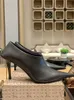 2024 stivali firmati di lusso sexy scarpe a punta rosse con punta a spillo scarpe eleganti da donna in vera pelle scarpe di marca scarpe con tacco alto Parigi