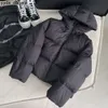 Prado-Jacken mit Kapuze, klassische Damen, kurze Daunenmäntel, Designer-Parkas, modische umgekehrte Dreiecksjacken für Herren, Winter, warm, Parker-Windbreaker 11