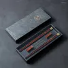 Chopsticks هدية الأسرة من خشب الصندل عالي الجودة صندوق التغليف مربع Red Catlery الصيني مجموعة أدوات المائدة الطبيعية قسط