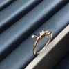 Tiffiny Rings Designer Kvinnor Originalkvalitet Band Rings Gold High End Twisted Knot Ring med Diamond 18K Rose Gold Rope Knot Ring