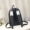 Moda de moda masculina Toca de grande capacidade para viajar de lazer Backpack Light Luxury Design Business Notebook Tablet Bolsa de computador Black Unisex