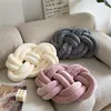 枕YYSDシンプルなソリッドカラー手織りのぬいぐるみ丸いソファノルディック編組