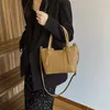 Stijlvolle avondtassen Koreaanse mode-handtas voor dames Winter Commuter-emmer Kleine en populaire casual crossbody