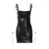 Abiti casual Crystal Pu Ecopelle Abiti sexy Y2K Senza maniche Backless Bodycon Mini per le donne Vacanze Club Party Abiti eleganti