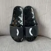 Kamienia Kapcie Designerskie Przezroczyste PVC Jelly Sandals Women Letter Printed Luksusowe letnie szkiełka śliskie Silikonowe Lady Flip Flip Flip Flip Flip Buts Sneaker Plus Size EUR 42