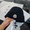 Bonnet de créateur chapeau d'hiver MONCLR casquette homme italien chapeau chaud à la mode hiver nouveau chapeau de laine tricoté chapeau tricoté de luxe version du site officiel