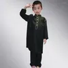 Etniska kläder 2024 Arabiska saudiska Dubai Boy Fashion Black Muslim Pakistan Kids Robe Två stycken Set Islamiska barn Marockan Thobe