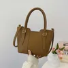 Edle Abendtaschen, koreanische Mode-Handtasche für Damen, Winter-Pendler-Eimer, kleine und beliebte lässige Umhängetasche