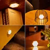 Luci notturne LED Sensore di movimento Luce intelligente sotto l'armadio Decorazione della camera da letto Lampada da comodino per armadio Armadio Scale Illuminazione del bagno