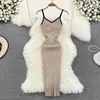 Casual Dresses Women Knit Dress Summer Sexig V-ringad ärmlös Bodycon Ladies Fashion Korean Sheath Midi Vestidos