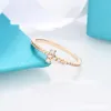 Tiffiny Rings Designer Kvinnor Originalkvalitet Band Rings Diamond Ring 18K Rose Gold Plating for Women Fashionable and Versatile Simple Ring