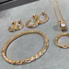 Einzelner Armreif mit Serpentinenschuppen für Damen, diamantvergoldet, 18 Karat, Luxus, höchste Gegenqualität, Mode, europäische Größe, verblasst nie, exquisites Geschenk 025