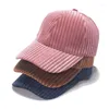 Casquettes de balle casquette à visière rayures verticales Baseball femme automne et hiver velours étudiant Couple couleur Pure panneau lumineux chapeau