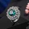 Bagues de cluster Trendy Green Emerald Ring Femme Luxe 14K Rose Gold Full Diamond Fine Bandes de mariage Engagement Anel Bizuteria