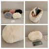 Kvällspåsar Plush Frame för kvinnor 2024 Winter Pearl Furry Shoulder Lady Solid Small Fur Luxury Handväska mjuk fluffig koreansk