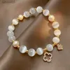 Beaded Kirykle Natural Crystal Armband For Women White Opal Stone Pearl Fashion Lucky Four-Leaf Clover Womens smycken Bangles Gift YQ240226