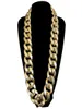 Hiphop överdriven daikin kedja hel outfit personlighet prestanda props plast imitation guld halsband nattklubb accessor5075578