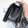 Designer Chain Tas