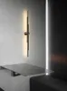 Lampada da parete moderna a striscia lunga minimalista in rame a spettro completo, lampada da parete moderna per camera da letto, griglia da comodino, soggiorno, sfondo