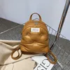 Margiela 백팩 디자이너 가방 여성 소프트 가죽 백팩 베개 버튼 백 럭셔리 핸드백