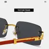 Occhiali da sole 2024 Moda uomo Retro Square Rimless Outdoor Travel Shades Occhiali UV400 Rider Glass