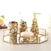 Badtillbehör Set Creative Golden Ceramic badrum Tandborstehållare Soap Dispenser Box Decoration Accessories Storage Tray