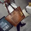 Designer- 2019 Borse da donna di grande capacità Borse a spalla Tote bolsos Nuove borse a tracolla da donna con nappa Famosi designer in pelle H238S