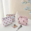 Storage Bags Cute Flower Print Cosmetic Lipstick Jewelry Pouch Portable Earphone Cable Cards Coin Bag Auto Close Organizer