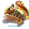 Broschen Mode Ornament Mädchen Schmuck Eichhörnchen Brosche Gold Farbe Strass Giraffe Pin Legierung Mix Brust Dame Perle Kleidungsstücke