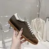 2024 Luxury Maisons Men Sneakers Shoes Suede Leather Women Trainers Rubber Sole Runner Sports Stitching Low-Top Comfort Commering Walking vandringssko med låda