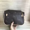 أكياس مستحضرات مستحضرات مسافر حقيبة مرحاض تصميم للأزياء نساء Washbag حقيبة أدوات الزينة المكياجية كبيرة السعة 1836