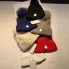 Mode Fax Pelz Pom Beanie Schädel Caps Gestrickte Hut Designer für Mann Frau Winter Hüte 6 Farbe Top Qualität263b