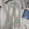 Vroege lente Nieuw nicheontwerp Trendy labelpatchletters Minimalistische en modieuze gewassen jeans