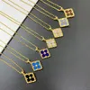 Luxe 18K Gold Clover Designer Hanger Kettingen voor Vrouwen Cross Chain Choker Italië Beroemde Merk Retro Vintage Paleis Ketting Pa353i