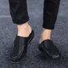 Sandały Letnie skóra dla mężczyzn oddychające, miękkie dno wodoodporne kapcie noszenie swobodne buty do chodzenia zapatos nieforma