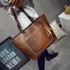 Designer- 2019 Borse da donna di grande capacità Borse a spalla Tote bolsos Nuove borse a tracolla da donna con nappa Famosi designer in pelle H238S