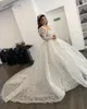 2024 Luxury Ball Gown Wedding Dresses Sweetheart Illusion Full Lace Appliques paljetter Crystal Beads 3D Floral Flowers Longeple Brudklänningar