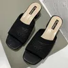 Sandalen maat 35-42 Damespantoffels Zomer Gesloten teen Comfort Mode Weefsel Buiten Middelhoge hak