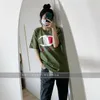 Spot japonês campeão de compras camiseta de manga curta com grandes letras C bordadas no peito para homens e mulheres