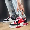 Fashion White Red Mens Skateboard Shoes Casual Sports Streetwear Men Designer Hip hop Skate Sneakers Zapatos De Hombre 240223