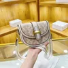 2024 Sacs de soirée Sac de mode de luxe Womens 2024 Retro Saddle Voldle Broadband One épaule crossbody 10a