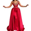 2024 sexy jurken dragen donkere rode kristallen kralen satijns overkers zeemeermin spaghetti riemen prom avondjurken afneembare trein 0513