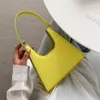 Bolso pequeño de piel sintética de Color sólido para mujer, bandolera con cinturón de hombro, diseño de bolsos y monederos, Totes cruzados, 2021